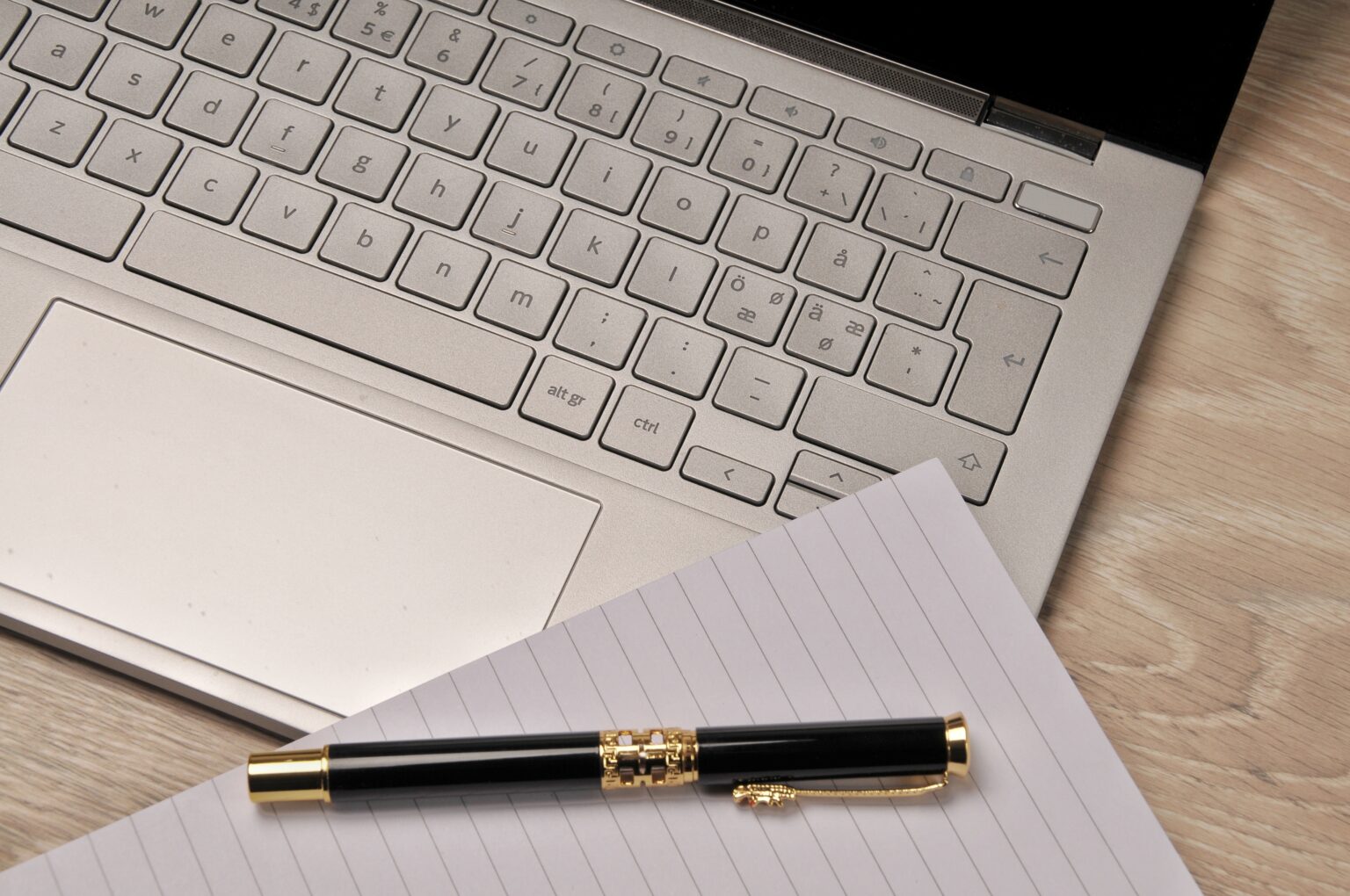 Eventyr på scenen i Ulvedalene - Virum Sorgenfri Avis